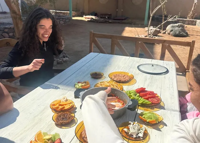 Bedouin Hostel- دار البدوي * Dahab